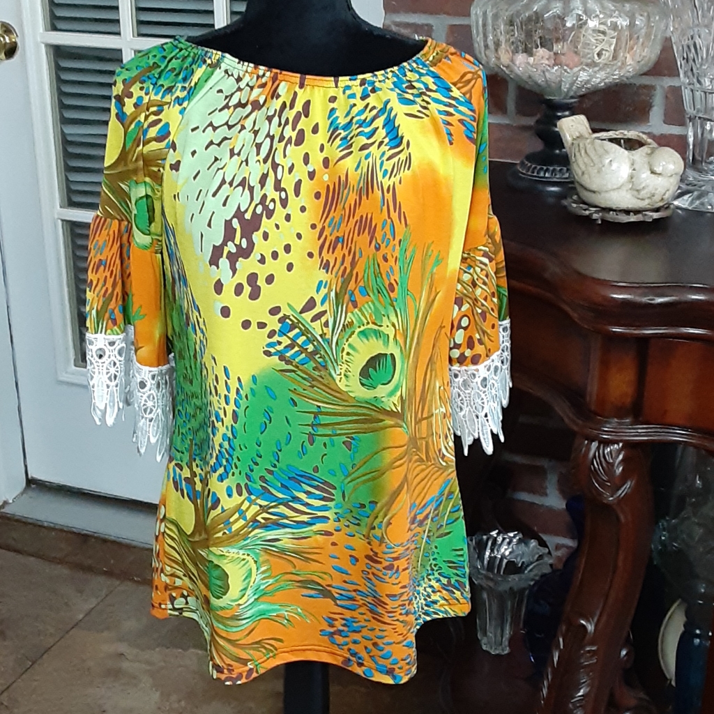 Winwin Half Sleeve Lace Tunic Yellow Orange Green Half Sleeve Stretch S/M Euc